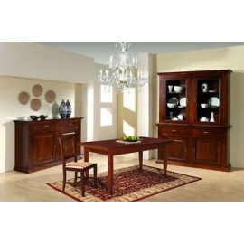 Raum voller POOR ART HOLZ