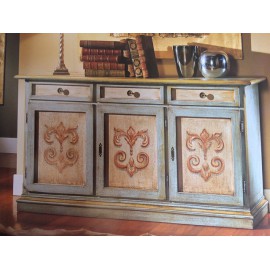 DRESSER WOOD ANTIQUE DECORATED AS PHOTO