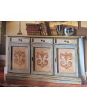 DRESSER WOOD ANTIQUE DECORATED AS PHOTO