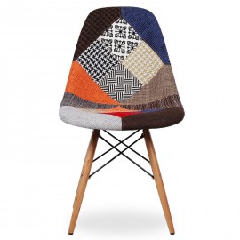 Silla de diseño remiendo de la tela con las piernas en BEECHWOOD