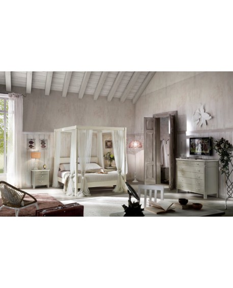 Cama con dosel en madera con blanco o marfil