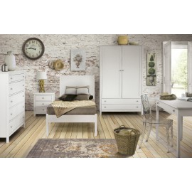 ARMADIO IN LEGNO COL BIANCO OPACO