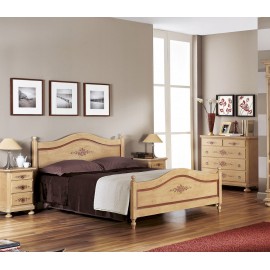 letto decorato in legno massello